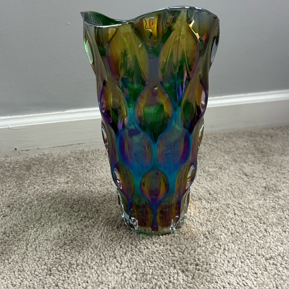 Large Green Optic Iridescent Glass Vase - Picture 3 of 7